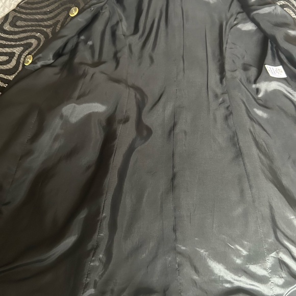 Coat - Picture 11 of 13